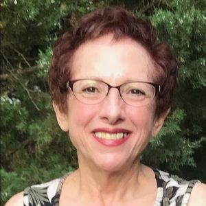 Meet your Posher, Debra